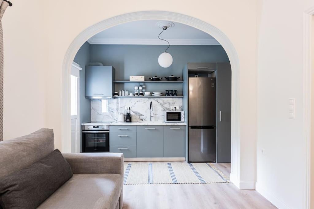 Apartamento Family House Under The Acropolis Atenas Exterior foto