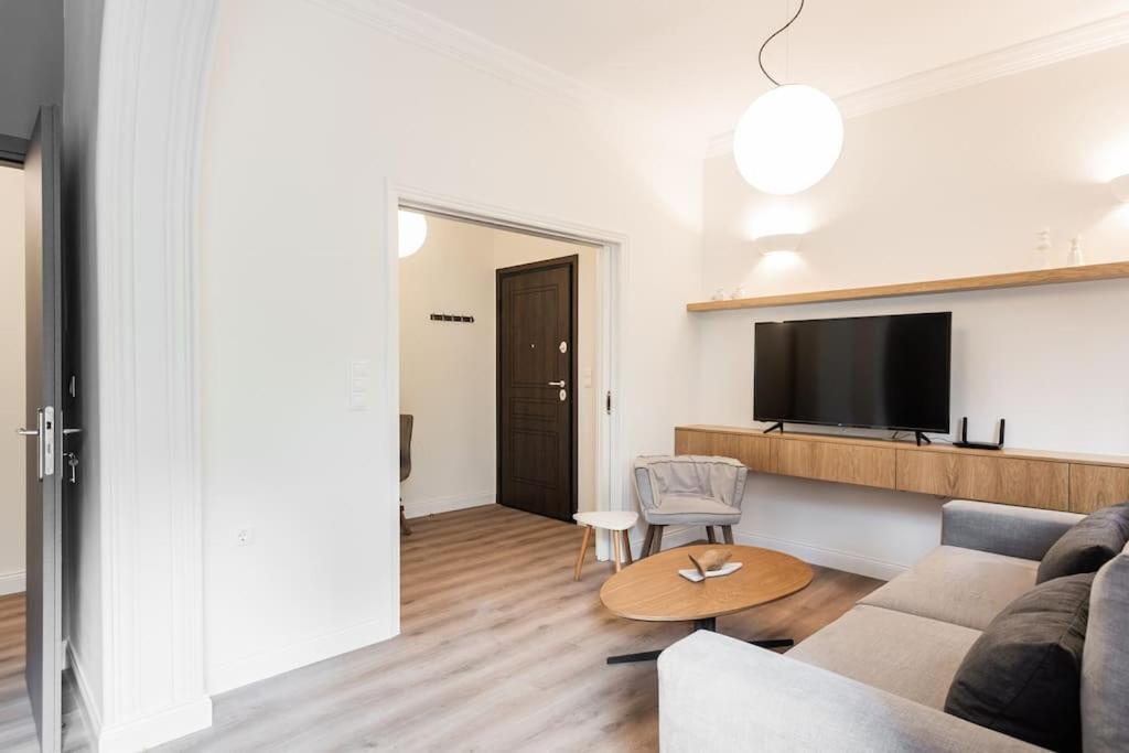 Apartamento Family House Under The Acropolis Atenas Exterior foto